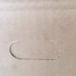 ダンボール の持ち手 半抜き